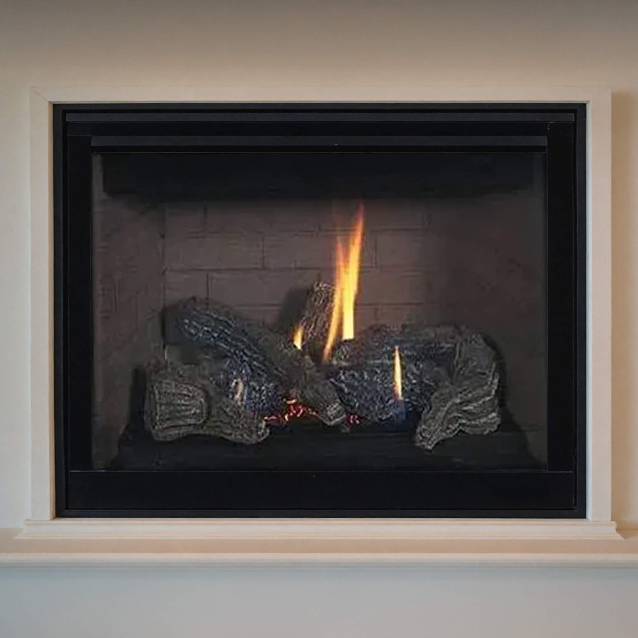 Superior Fireplaces 35-Inch Direct Vent 18K BTU Natural Gas Fireplace [DRT2035DMN/EN-E] (SAK58282)